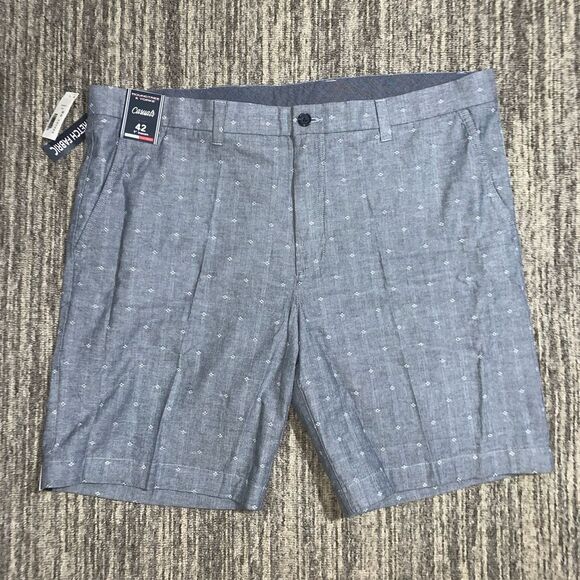 New Roundtree & Yorke Casuals Men's Shorts 42 Blue Flat Front Pattern 9” Inseam - Picture 1 of 7